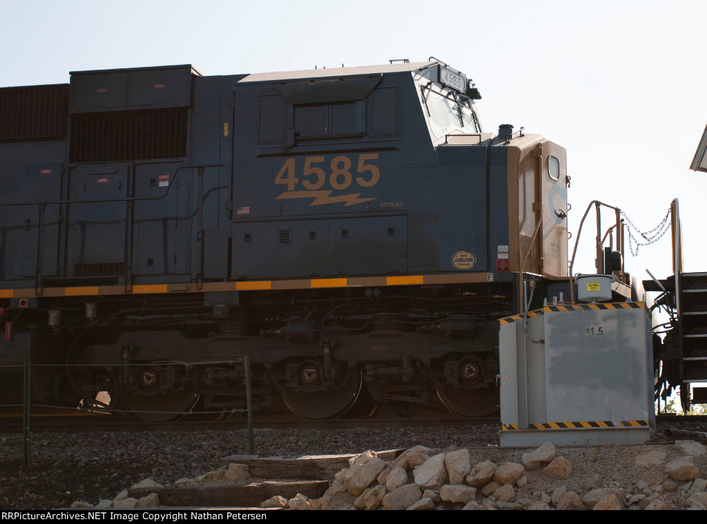 CSX 4585